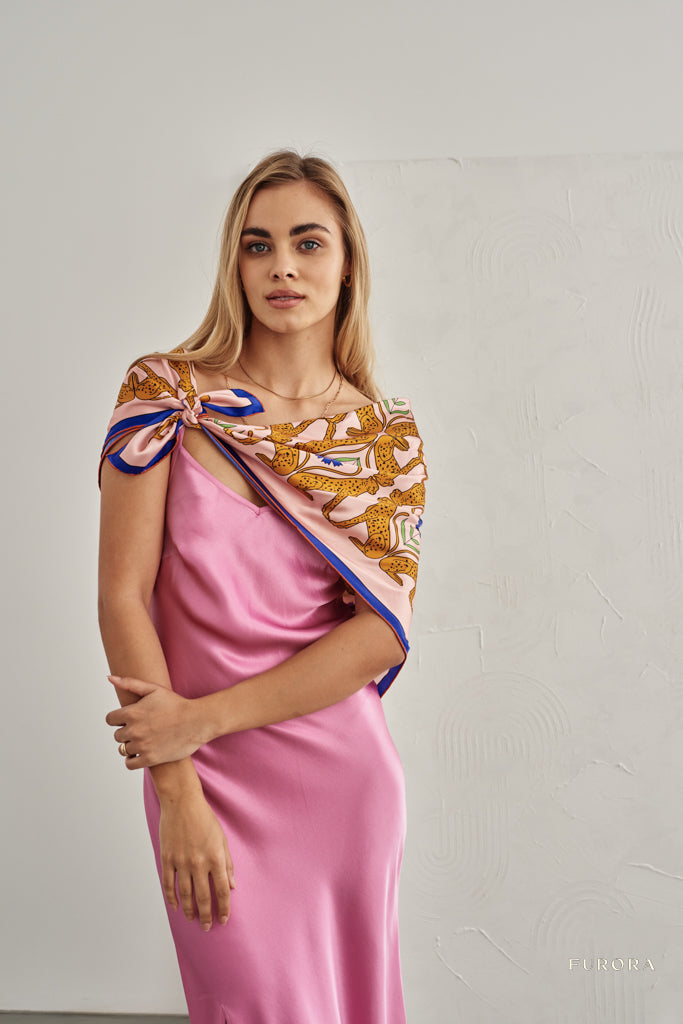 Jedwabna Apaszka Iris