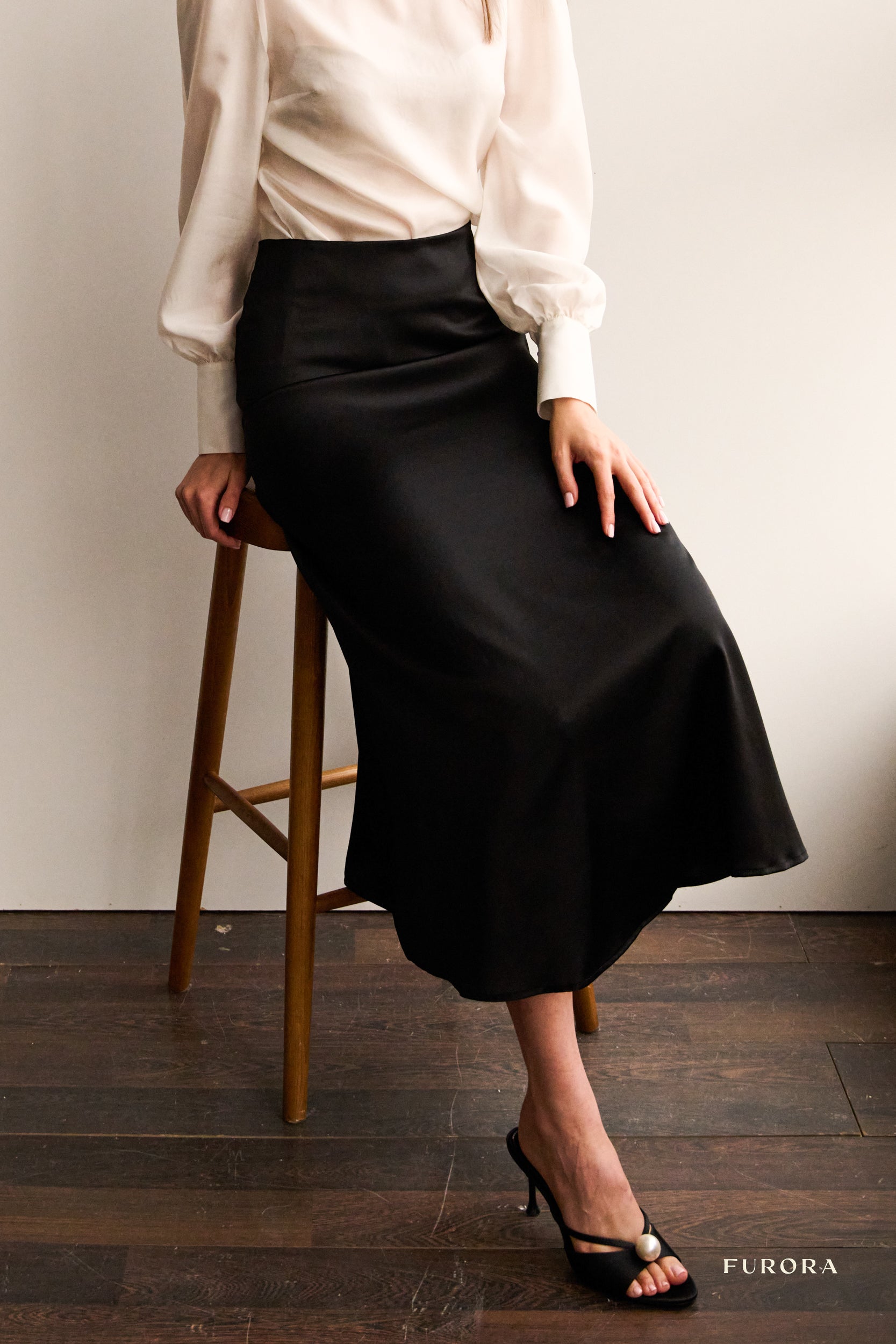 Louise Noir Silk Skirt